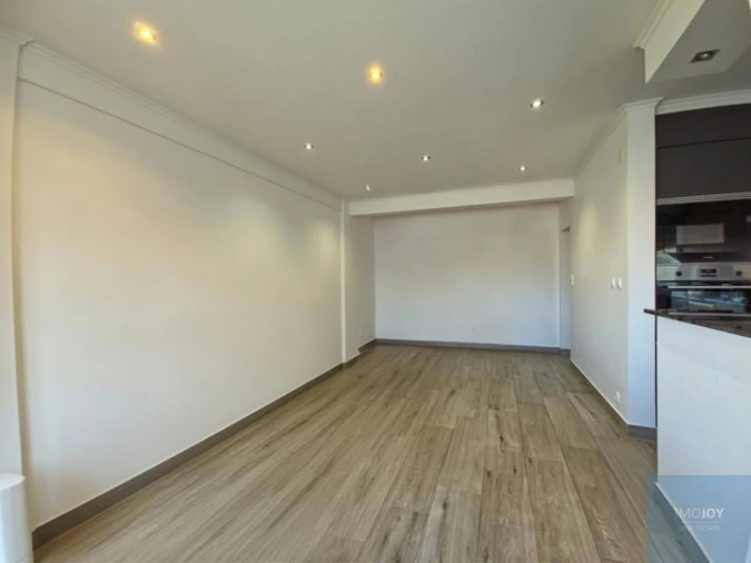 Apartamento T3 para Venda em Cacém e São Marcos Foto 4