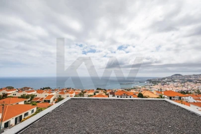 Moradia T5 para Venda em Funchal (Santa Maria Maior)