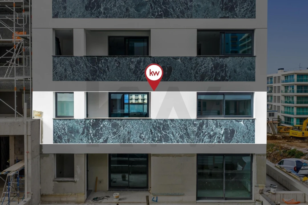Apartamento T2 para Venda em São Martinho Foto 1
