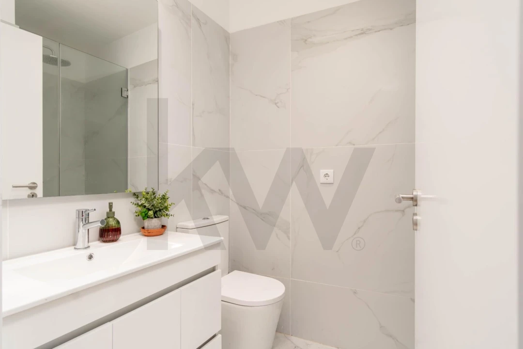 Apartamento T2 para Venda em Barreiro e Lavradio Foto 17