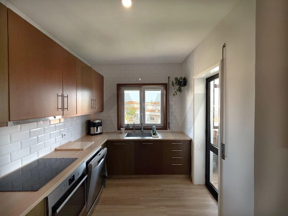 Apartamento T2 para Venda em São João da Madeira Foto 16