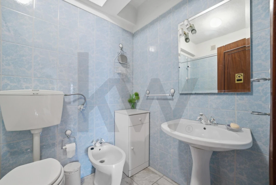 Apartamento T2 para Venda em Buarcos Foto 12