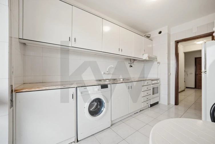 Apartamento T2 para Venda em Buarcos Foto 5