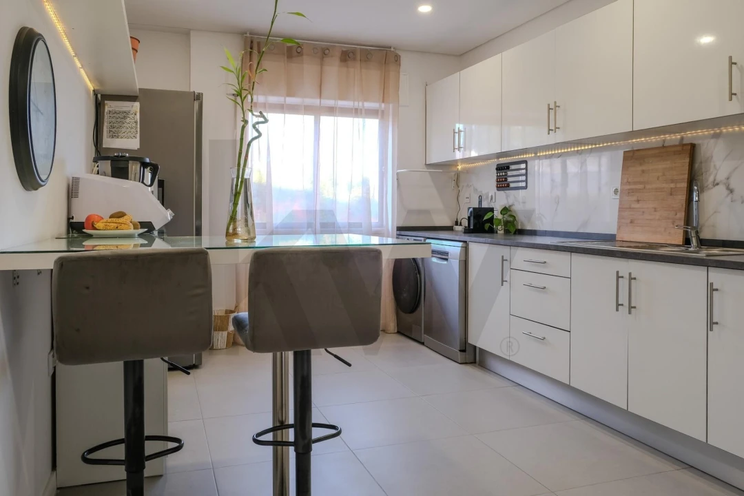 Apartamento T2 para Venda em Gambia-Pontes-Alto da Guerra Foto 11