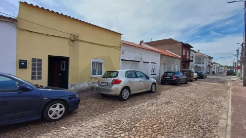 Moradia T2 para Venda em Almeirim