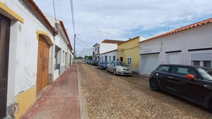 Moradia T2 para Venda em Almeirim Foto 48