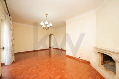 Apartamento T3 para Venda em Avenidas Novas