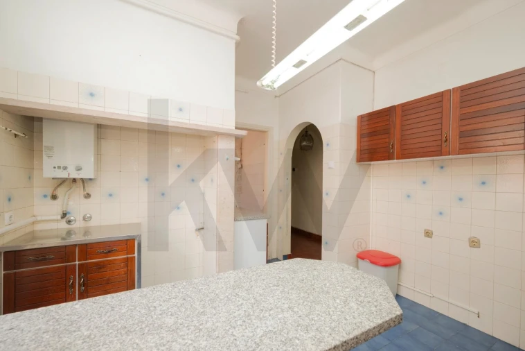Apartamento T3 para Venda em Avenidas Novas Foto 31