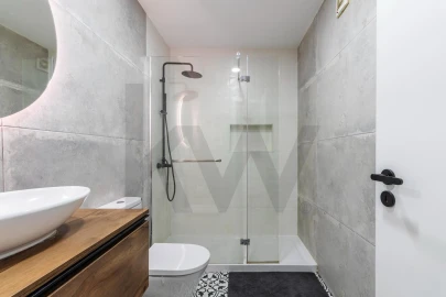Apartamento T1 para Venda em Baixa da Banheira e Vale da Amoreira