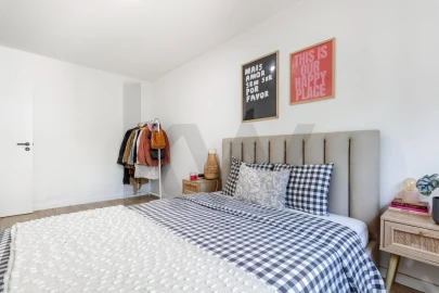 Apartamento T1 para Venda em Baixa da Banheira e Vale da Amoreira