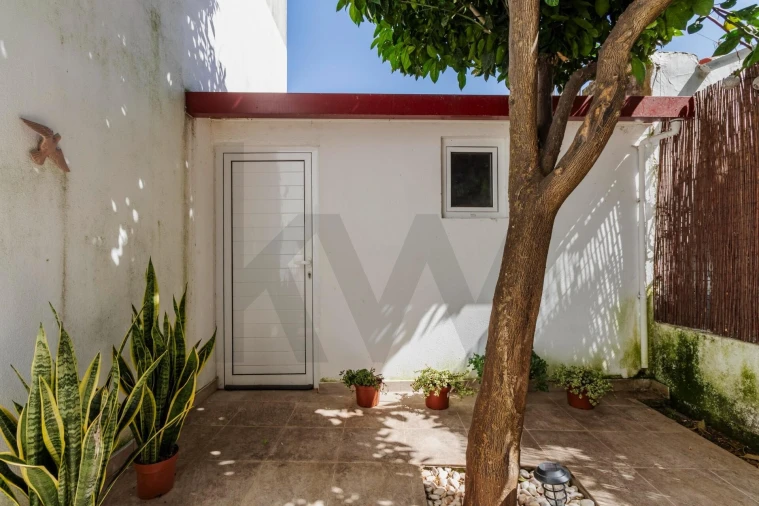 Apartamento T1 para Venda em Baixa da Banheira e Vale da Amoreira Foto 7