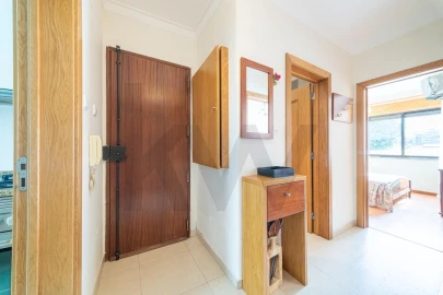 Apartamento T2 para Venda em Agualva e Mira-Sintra