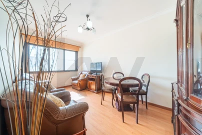 Apartamento T2 para Venda em Agualva e Mira-Sintra
