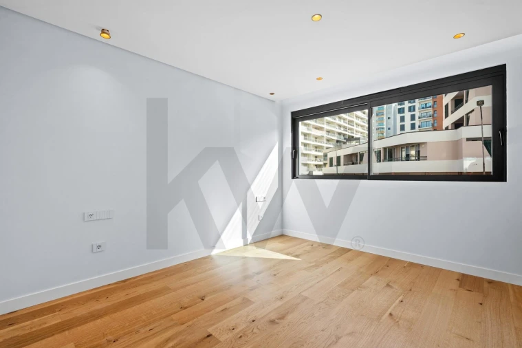 Apartamento T2 para Venda em São Martinho Foto 15