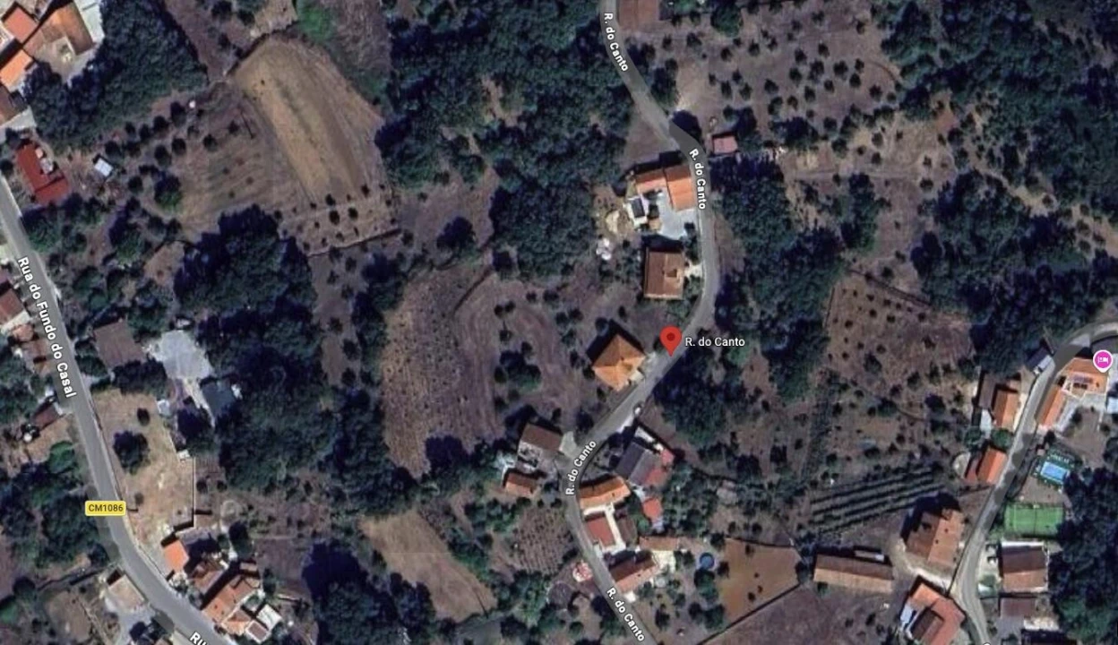 Terreno para Venda em Santiago da Guarda Foto 1