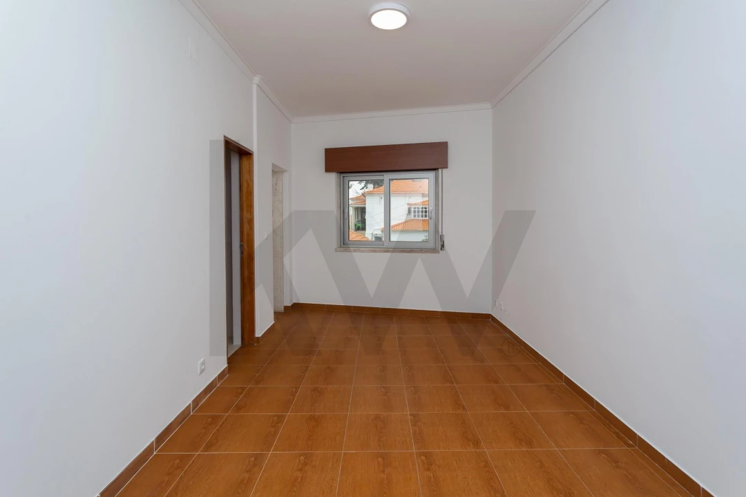 Apartamento T2 para Arrendamento em Carcavelos e Parede Foto 1