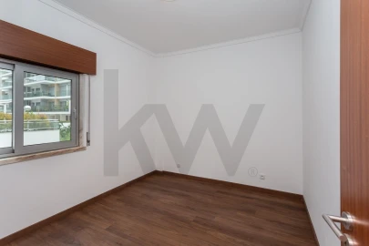 Apartamento T2 para Arrendamento em Carcavelos e Parede