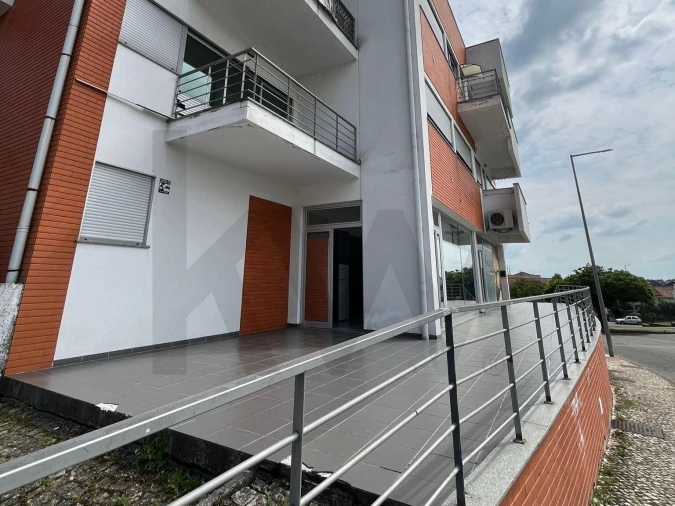 Apartamento T1 para Venda em Santa Comba Dão e Couto do Mosteiro Foto 18