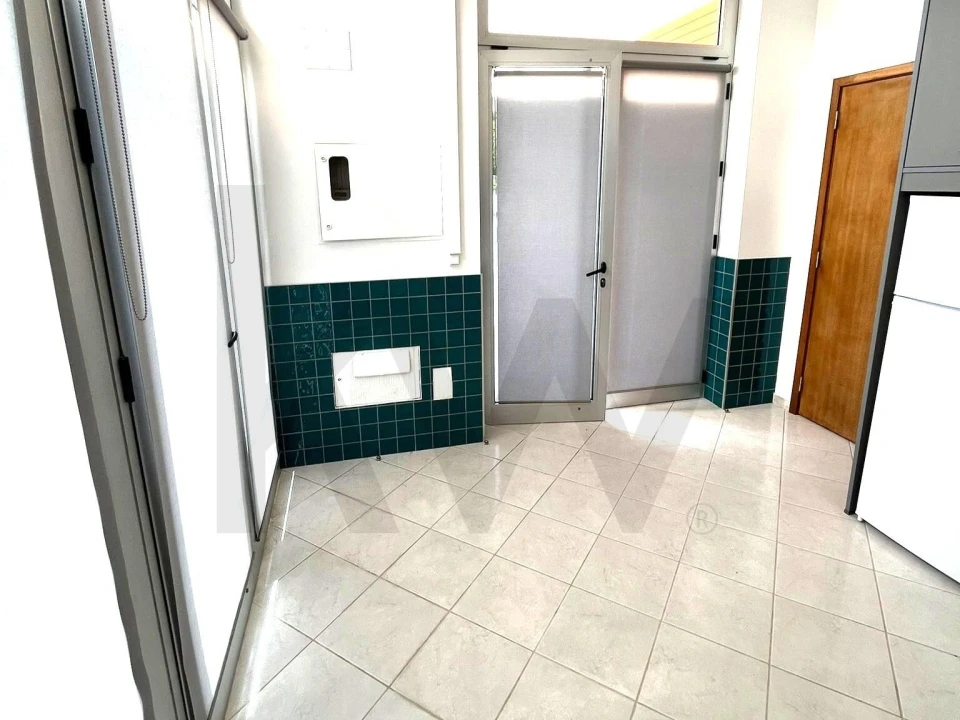 Apartamento T1 para Venda em Santa Comba Dão e Couto do Mosteiro Foto 7