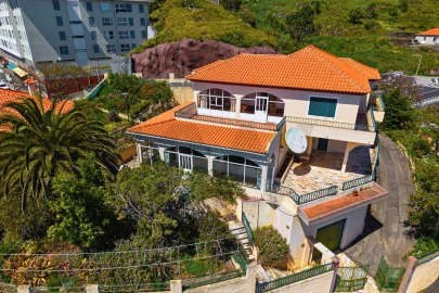 Moradia T3 para Venda em Caniço