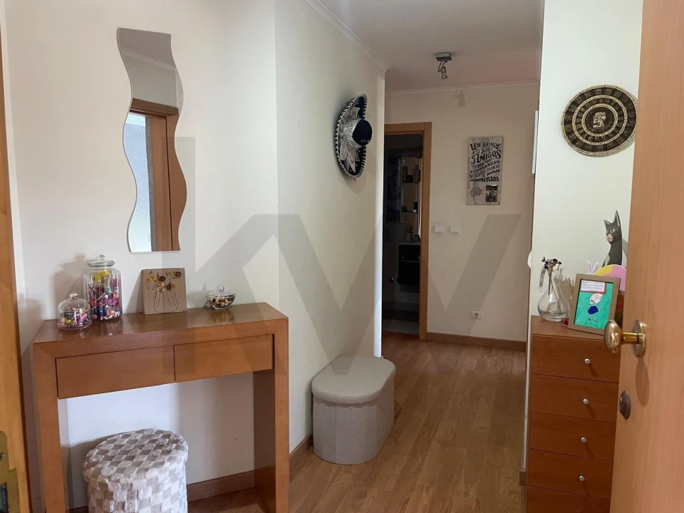 Apartamento T3 para Venda em Travassô e Óis da Ribeira Foto 6