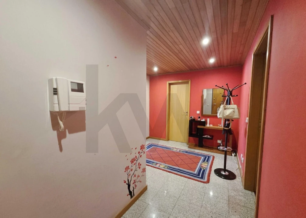 Apartamento T3 para Venda em Esgueira Foto 3