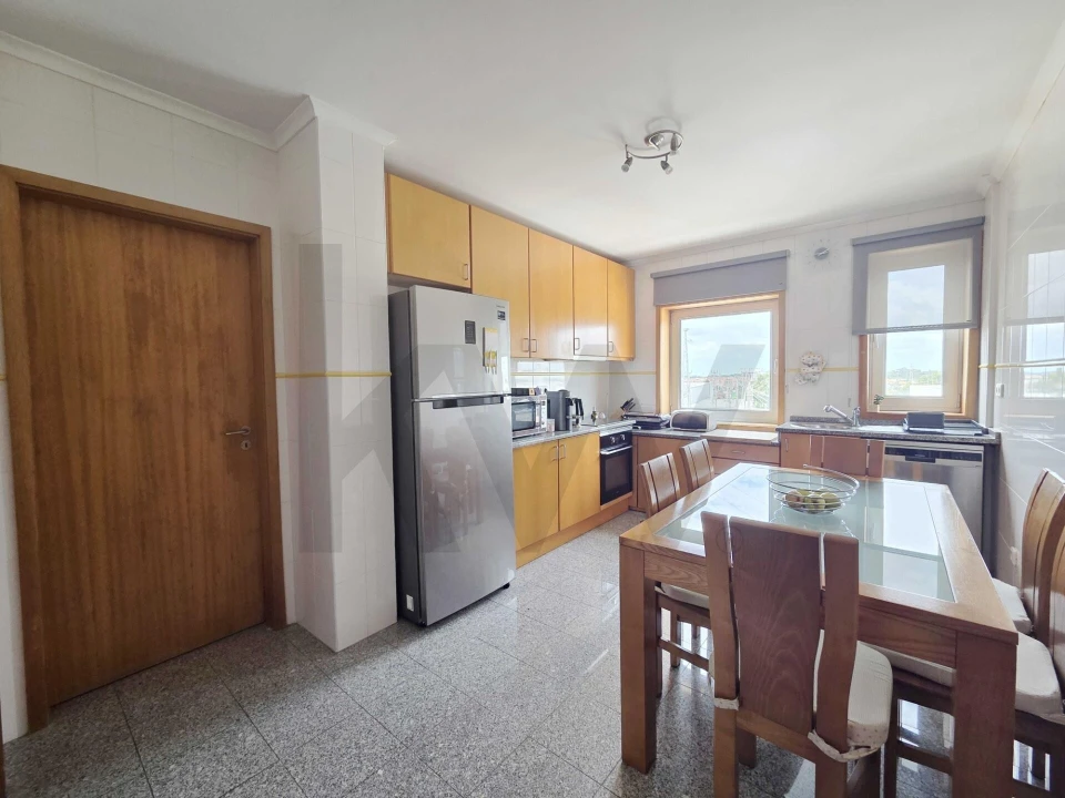 Apartamento T3 para Venda em Esgueira Foto 7
