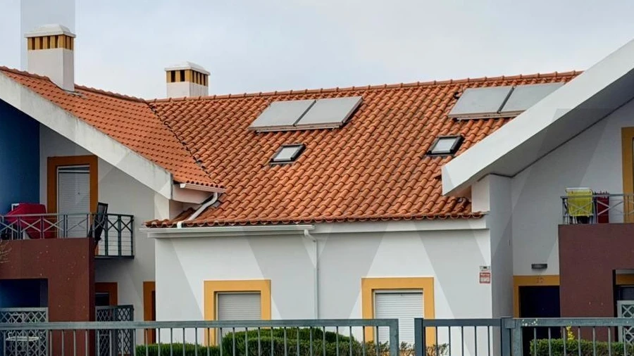 Moradia T4 para Venda em São Francisco da Serra