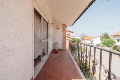 Moradia T3 para Venda em Taveiro, Ameal e Arzila