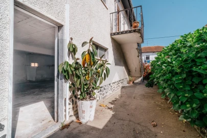 Moradia T3 para Venda em Taveiro, Ameal e Arzila