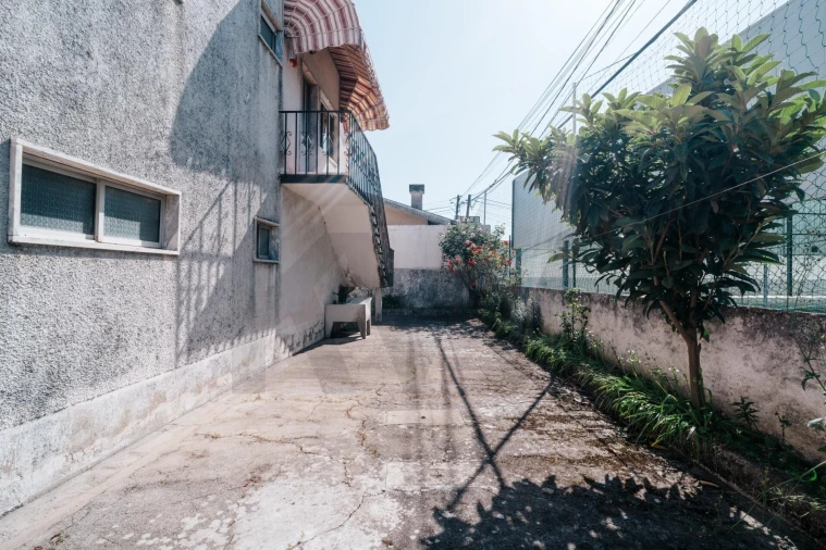 Moradia T3 para Venda em Taveiro, Ameal e Arzila Foto 8