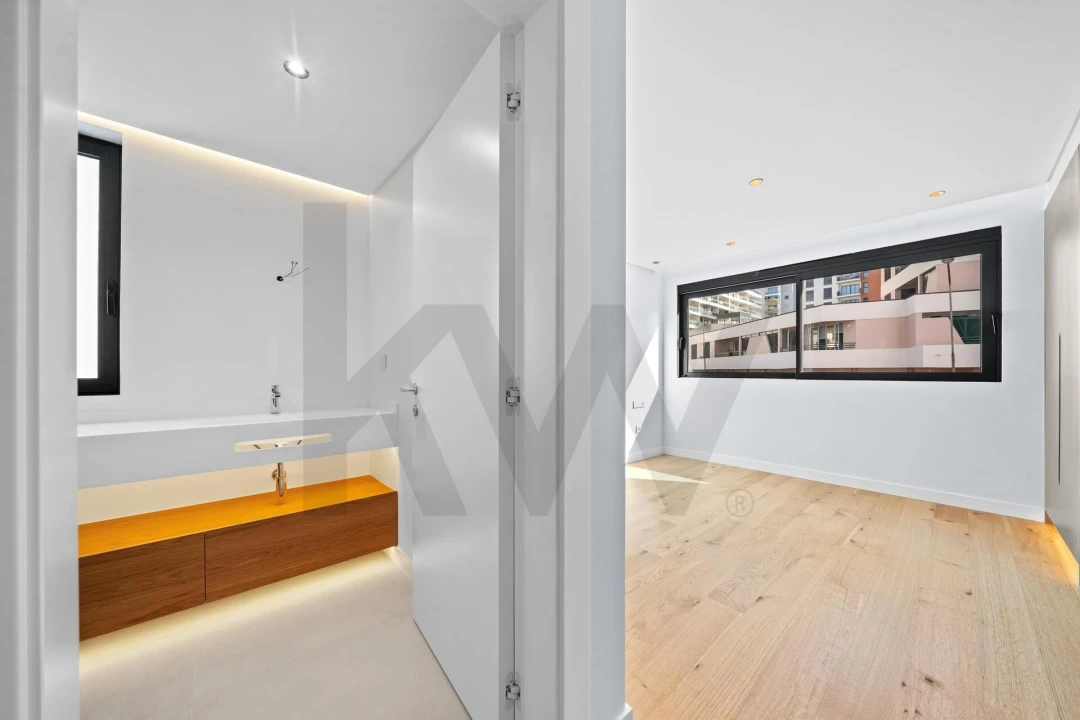 Apartamento T2 para Venda em São Martinho Foto 13