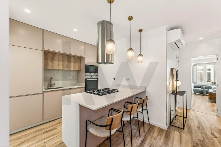Apartamento T2 para Venda em Santo António Foto 24