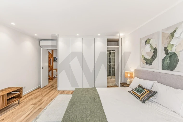 Apartamento T2 para Venda em Santo António Foto 29