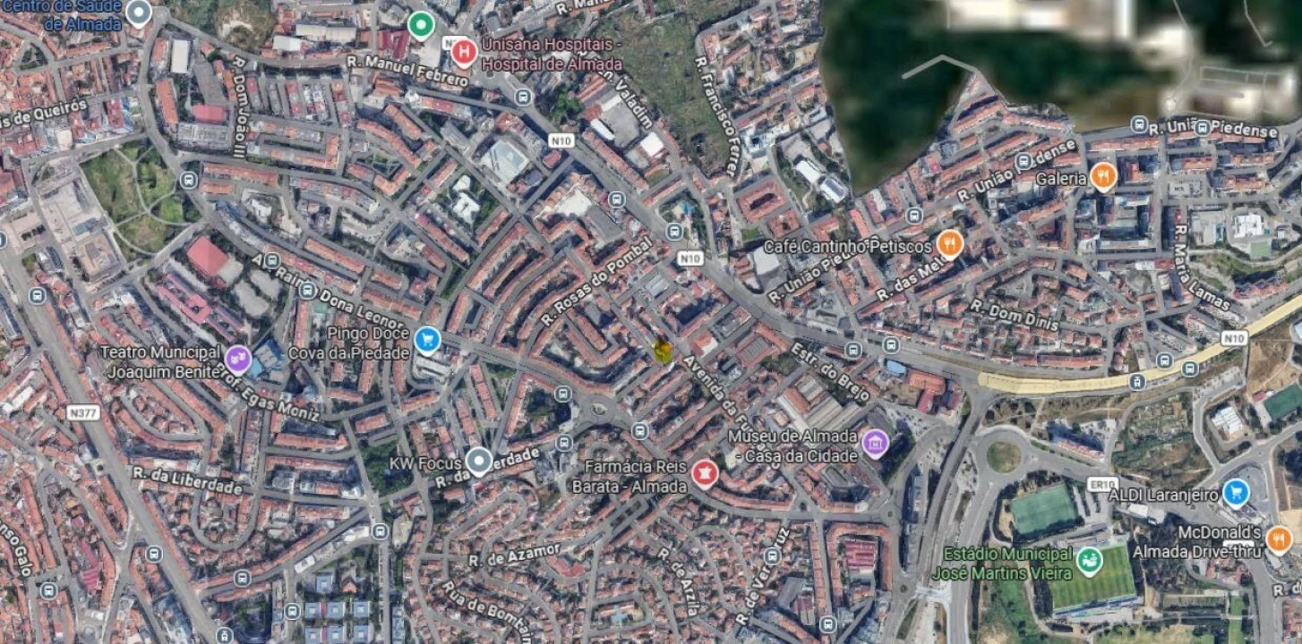 Apartamento T2 para Venda em Almada, Cova da Piedade, Pragal e Cacilhas Foto 37