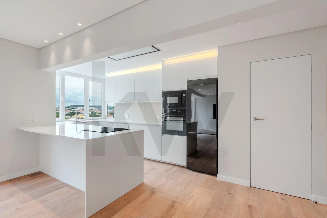 Apartamento T3 para Venda em Alcabideche Foto 6