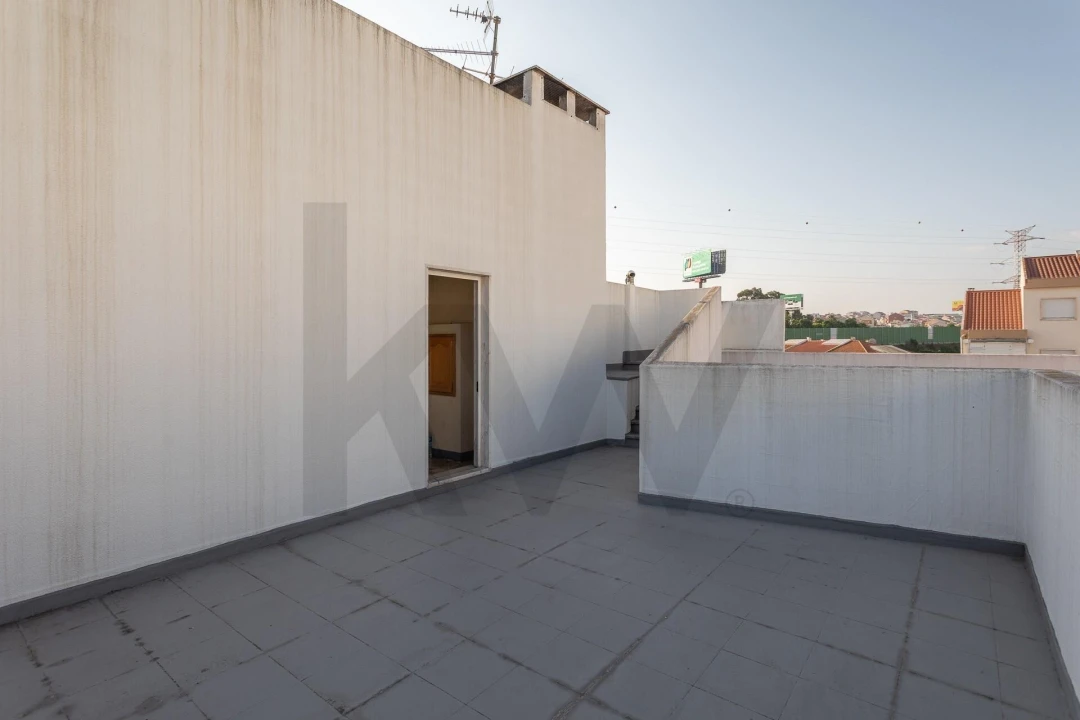 Apartamento T3 para Venda em Santa Iria de Azoia, São João da Talha e Bobadela Foto 36