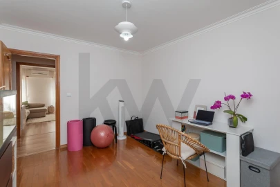 Apartamento T3 para Venda em Santa Iria de Azoia, São João da Talha e Bobadela