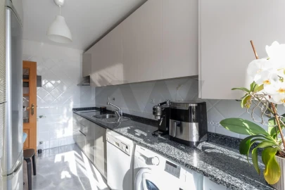 Apartamento T3 para Venda em Santa Iria de Azoia, São João da Talha e Bobadela