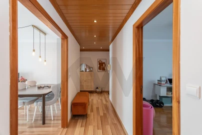 Apartamento T3 para Venda em Santa Iria de Azoia, São João da Talha e Bobadela