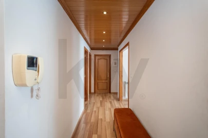 Apartamento T3 para Venda em Santa Iria de Azoia, São João da Talha e Bobadela