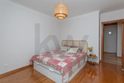 Apartamento T3 para Venda em Santa Iria de Azoia, São João da Talha e Bobadela