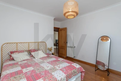 Apartamento T3 para Venda em Santa Iria de Azoia, São João da Talha e Bobadela