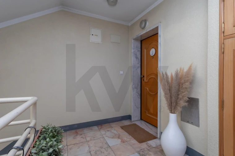 Apartamento T3 para Venda em Santa Iria de Azoia, São João da Talha e Bobadela Foto 38