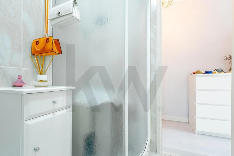 Apartamento T2 para Venda em Costa da Caparica Foto 16