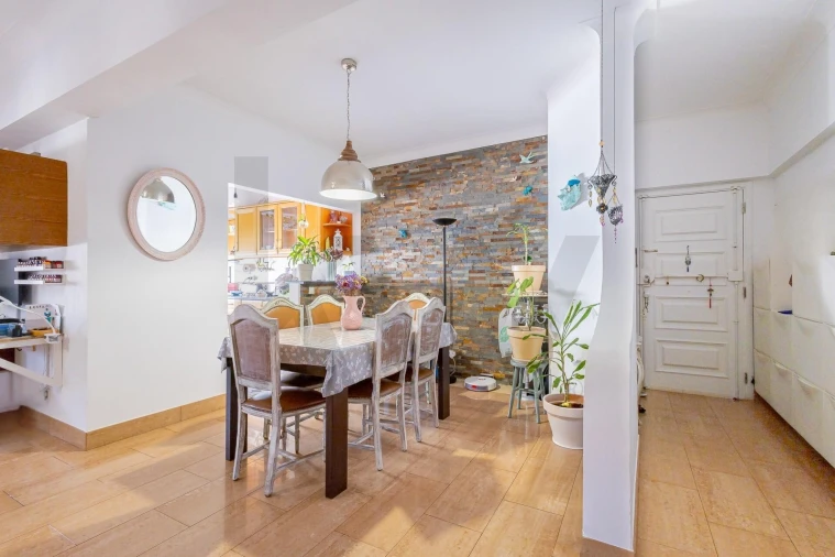 Apartamento T2 para Venda em Costa da Caparica Foto 4