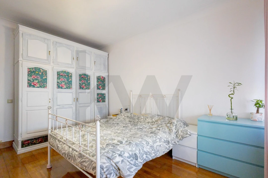 Apartamento T2 para Venda em Costa da Caparica Foto 12