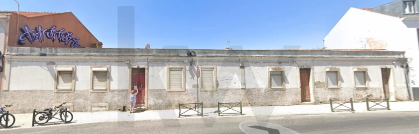 Prédio para Venda em Campo de Ourique