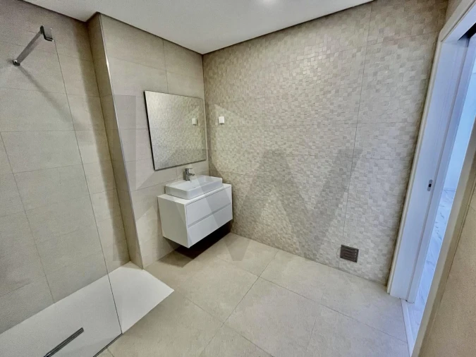 Apartamento T2 para Arrendamento em Tondela e Nandufe Foto 6