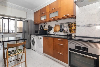 Apartamento T2 para Venda em Baixa da Banheira e Vale da Amoreira